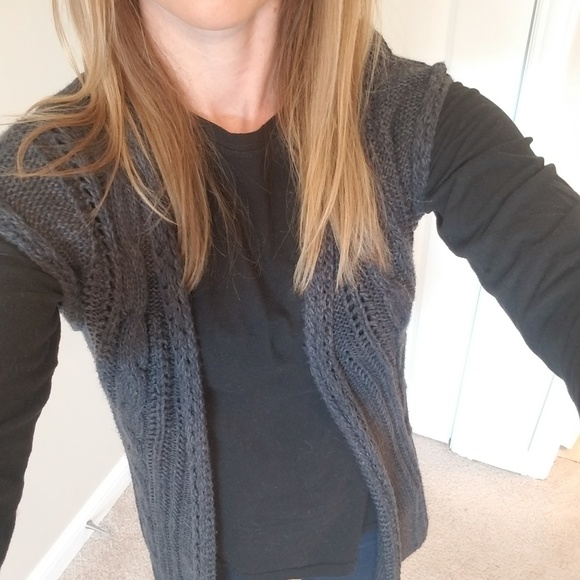 Forever 21 Knit Vest - Picture 7 of 7